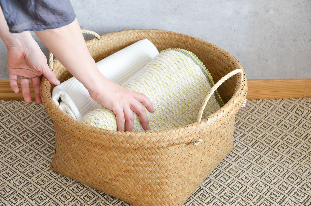 Round basket with handle L, XL / Kachū / THA 3115125 タイ/カチュー（水草）　丸かご　取手付き　L・XL　2サイズ 簡略版