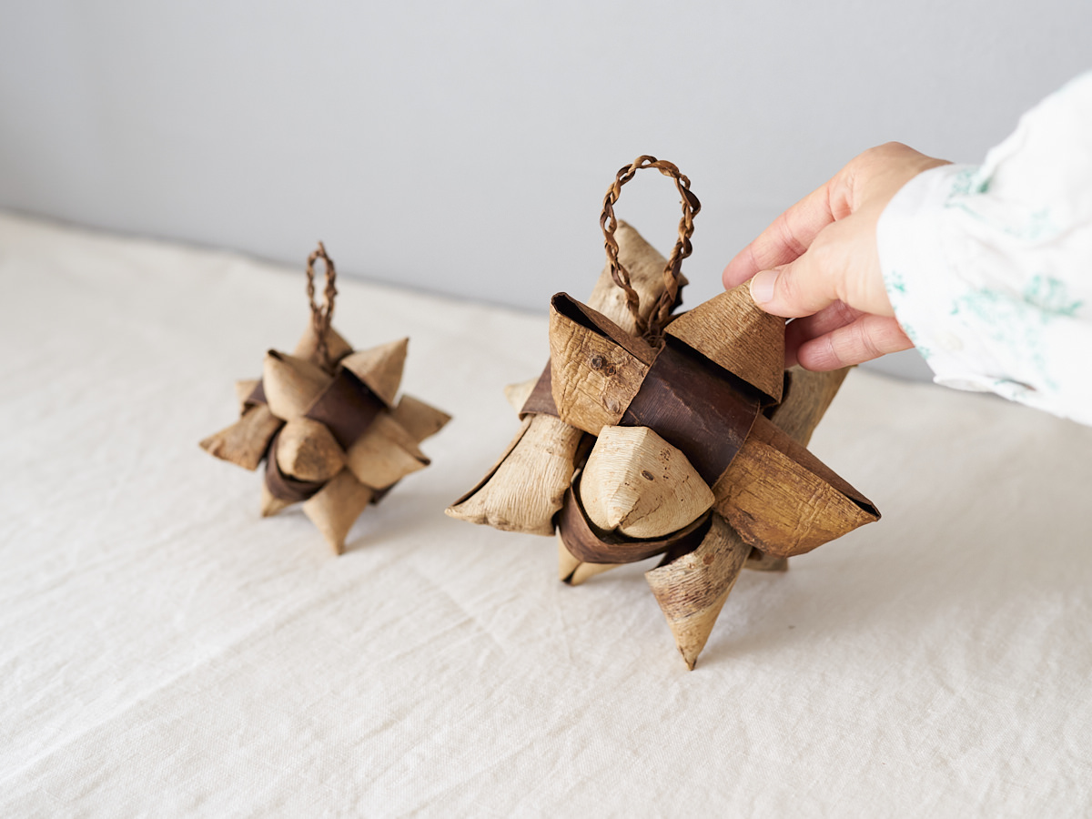 Ornament “Star” / Walnut Bark / Yamagata-JPN 311420　山形県/くるみ　オーナメント　スター　小・大　2サイズ　ルイ版